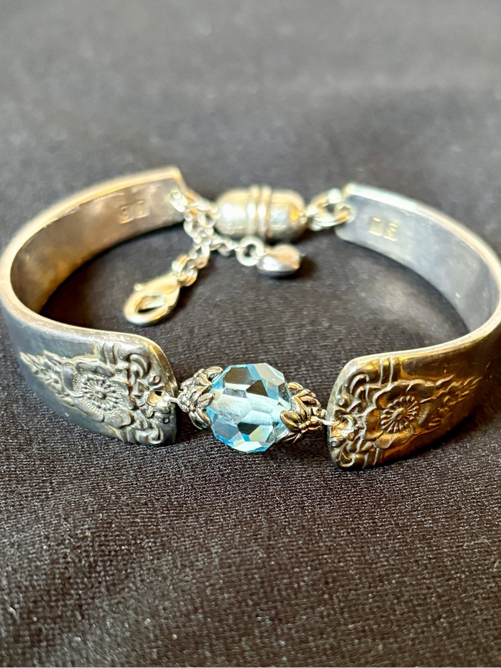 Vintage-Style Silver Bracelet with Blue Crystal Center